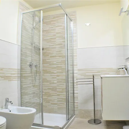 Casa Mita Con Ombrellone A Lido Di 펜션 *