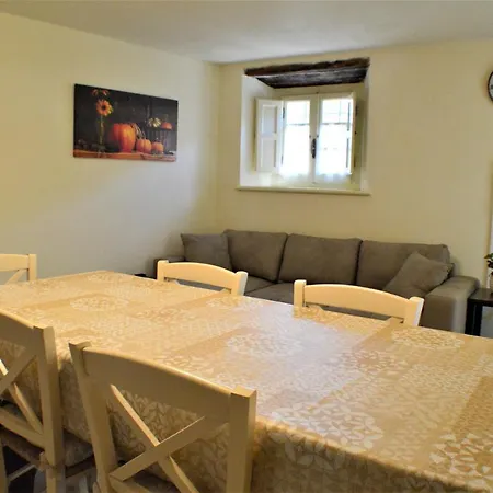 Casa Mita Con Ombrellone A Lido Di Nyaraló Camaiore